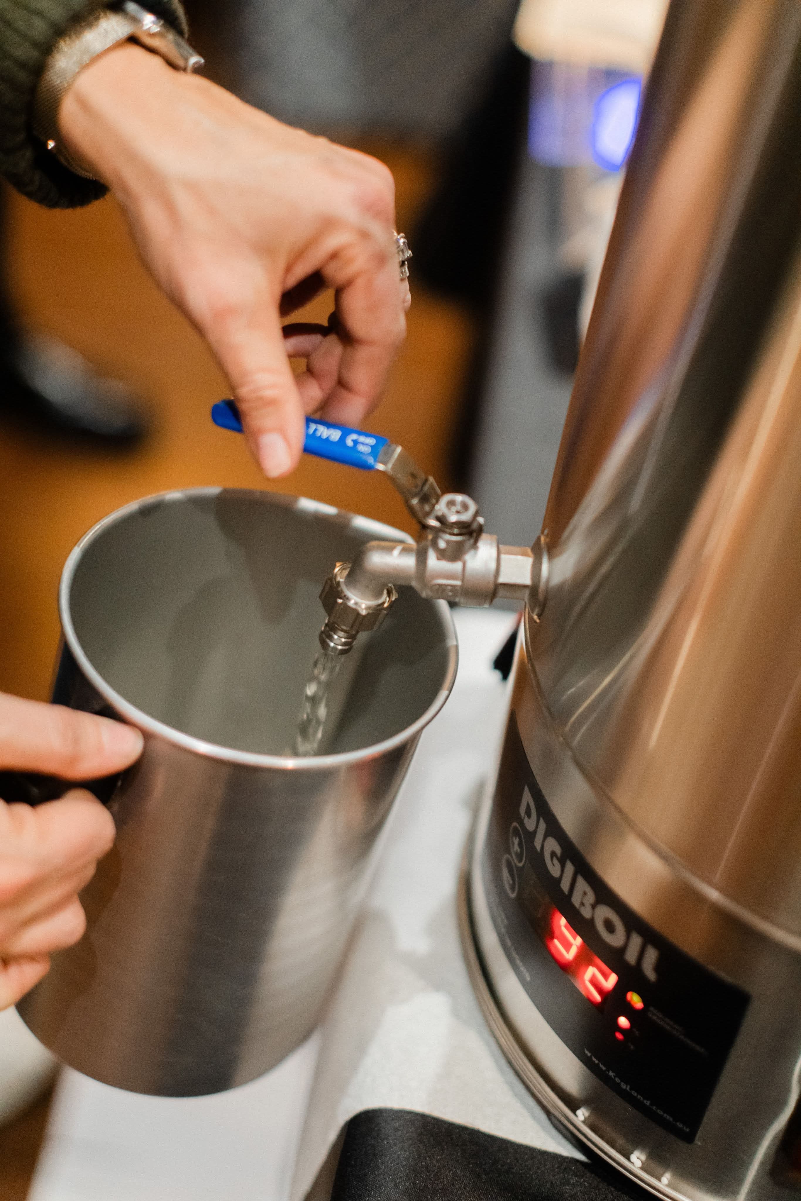 Wax Pouring for Scent & Story